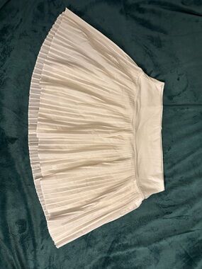 Hollister Gilly Hicks Pleated White Women’s Tennis Skirt - Classic A-Line